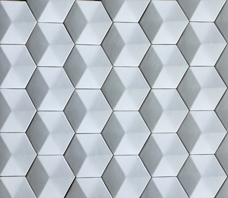 モデルシックスプラス4