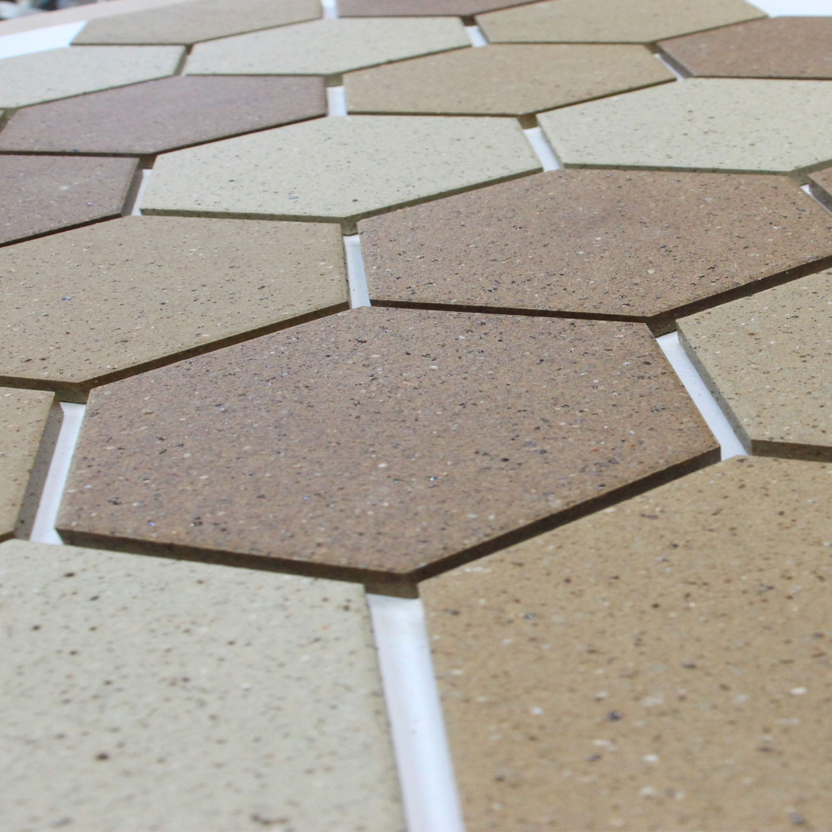 フランキスカ（床タイル）3